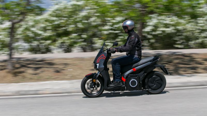 Δοκιμή SEAT MO eScooter 125 carandmotor.gr