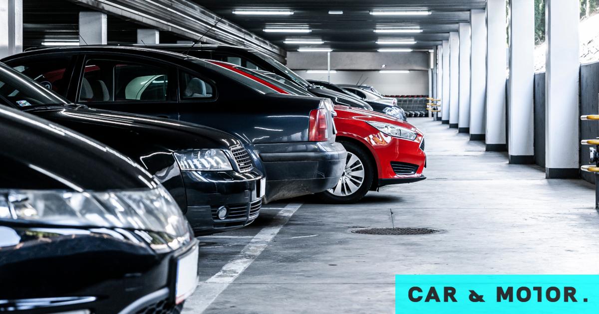 The car is left in the parking lot – what should you do to avoid theft?