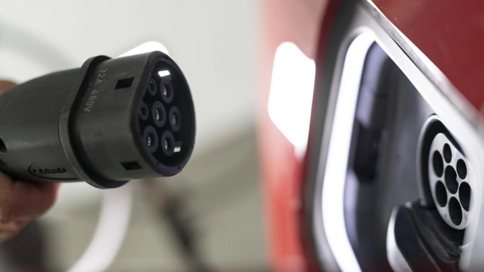Η BMW επενδύει εκατομμύρια ευρώ στα Βαλκάνια -Η χώρα που επέλεξε Η BMW επενδύει εκατομμύρια ευρώ στα Βαλκάνια -Η χώρα που επέλεξε
