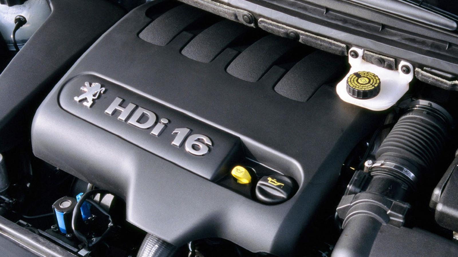 Пежо 307 какие двигатели. Пежо 307 двигатель 2.0 HDI. Двигатель Пежо 307 1.6 автомат. Дизельный ДВС Пежо 307. Пежо 307 под капотом.