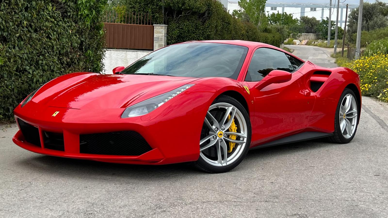 Σπάνια και ελληνική -Mια άθικτη Ferrari αλλάζει χέρια | carandmotor.gr