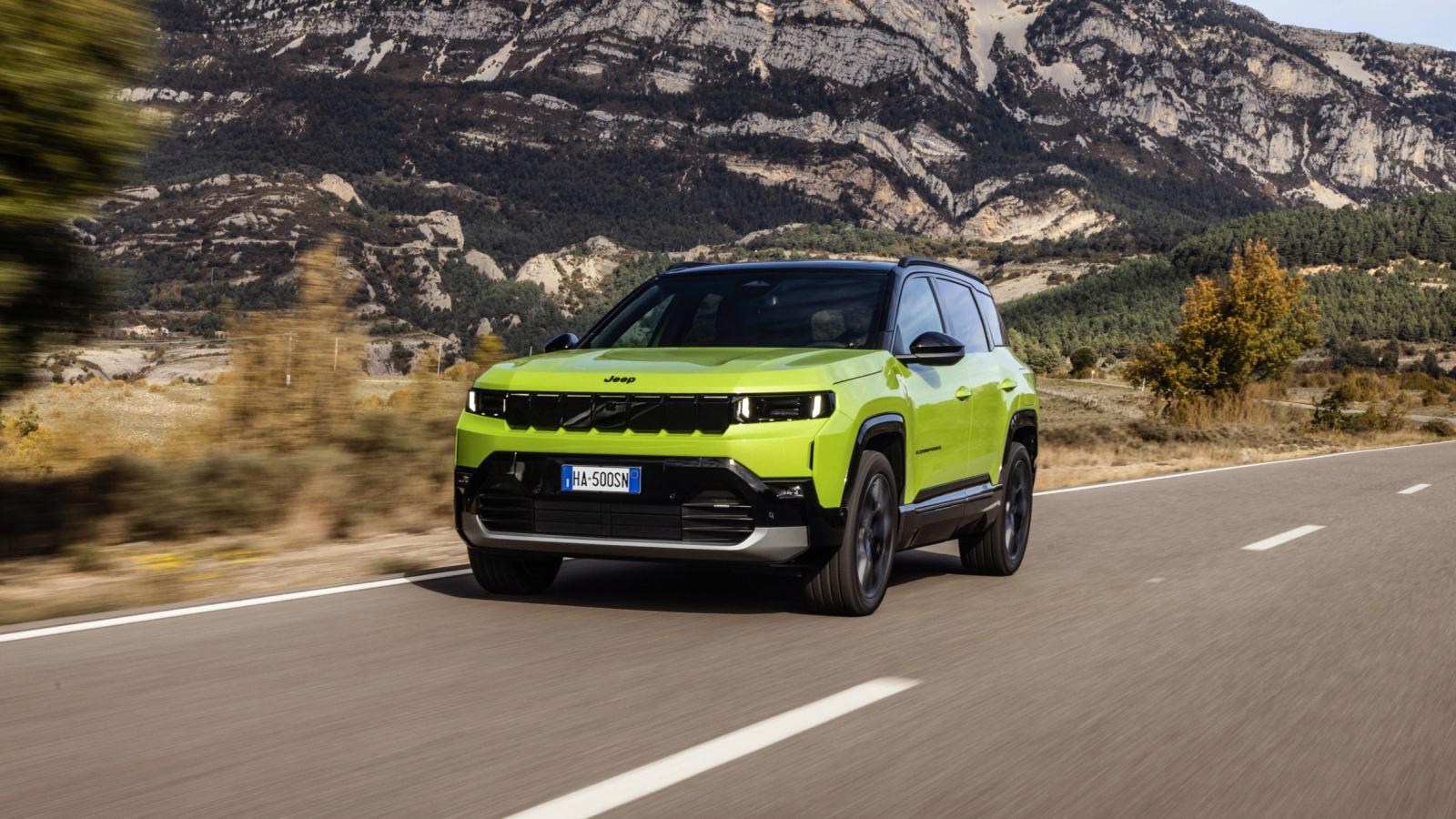 Οδηγούμε στη Βαρκελώνη το νέο Jeep Compass | carandmotor.gr
