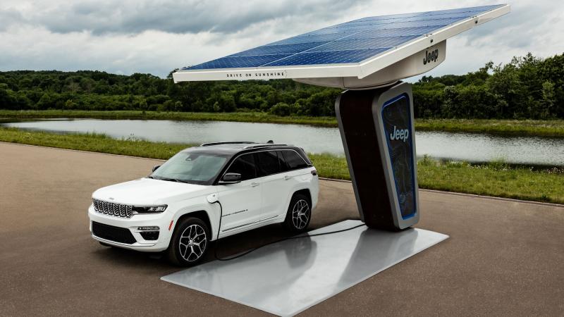 Jeep Grand Cherokee plug in hybrid