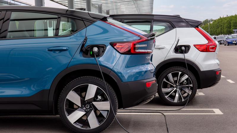 Volvo C40 Volvo XC40 Charging