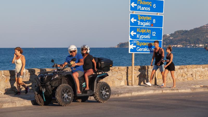 Γουρούνα ATV, οδήγηση στο νησί διακοπές προσοχή συμβουλές 2021