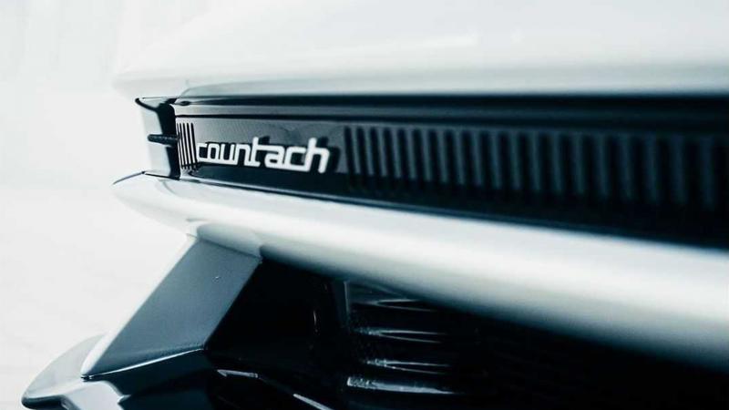 Lamborghini Countach Teaser