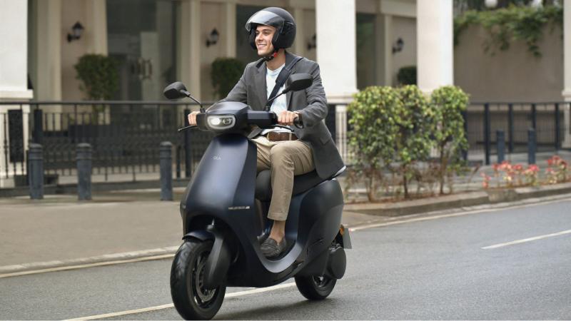 Ola S1 φθηνό ινδικό hi-tech ηλεκτρικό scooter 2021
