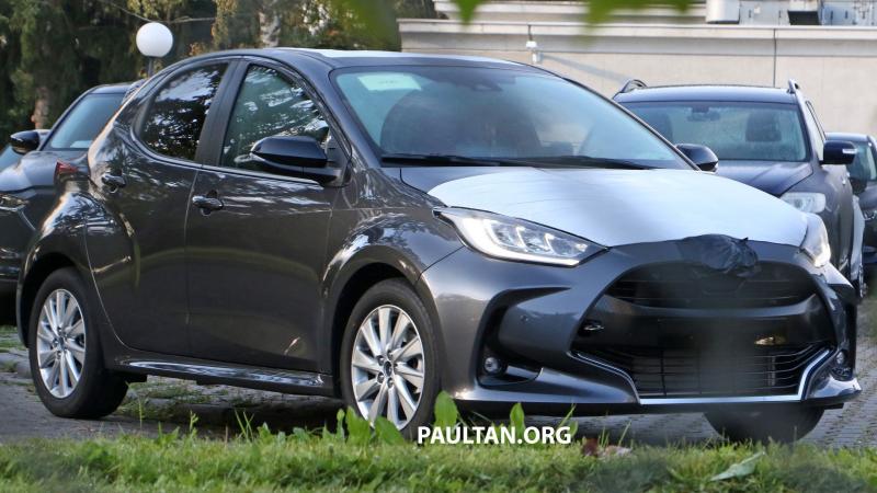 Mazda2 2023 Spy Shot 1