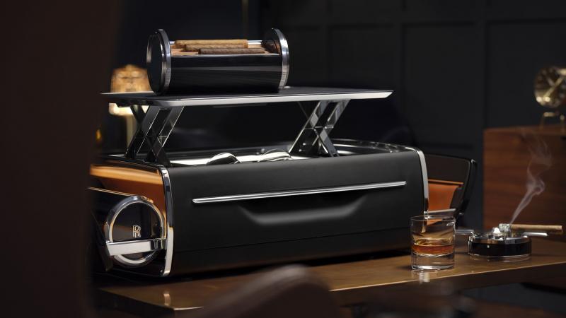 The Rolls-Royce Cellarete 1