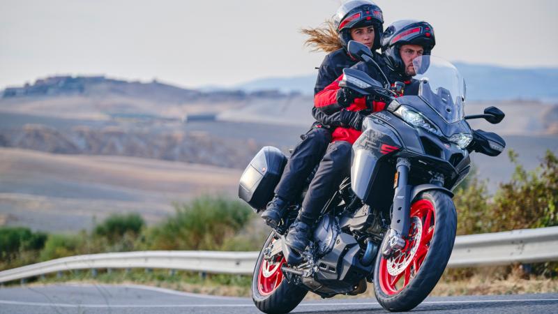 Ducati Multistrada V2 2021 Νέα μοτοσυκλέτα