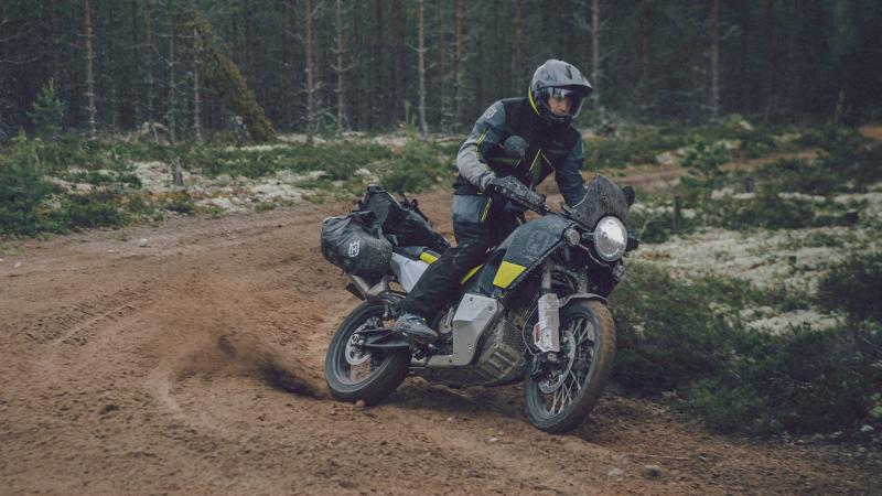 2022 Νέα Husqvarna Norden 901