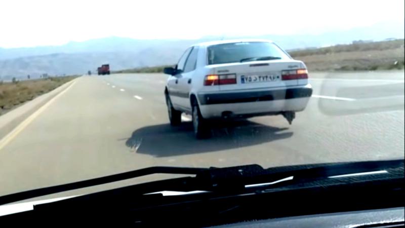 Citroen Xantia χωρίς τροχό με 200 χλμ./ώρα