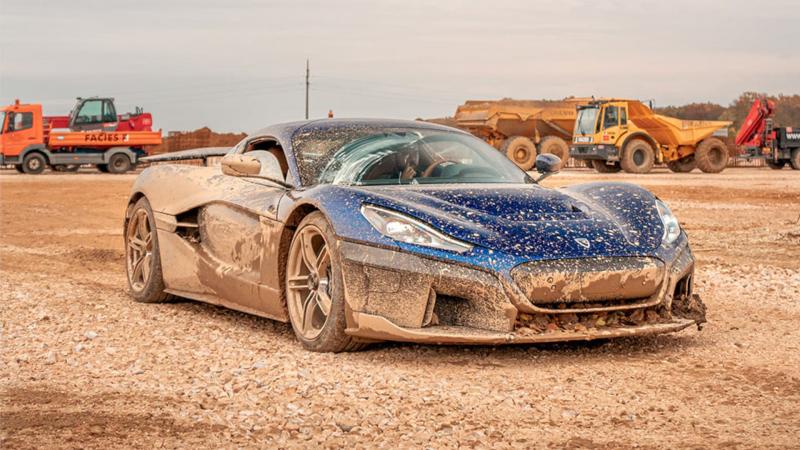 Rimac Nevera dirt