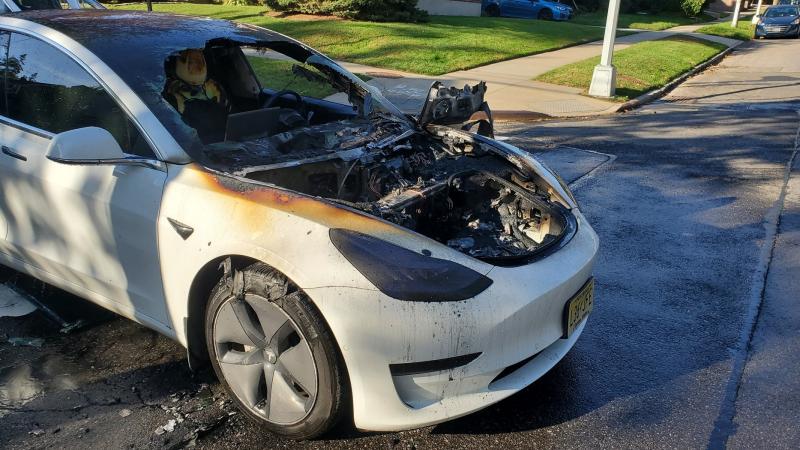 tesla πυρκαγιά