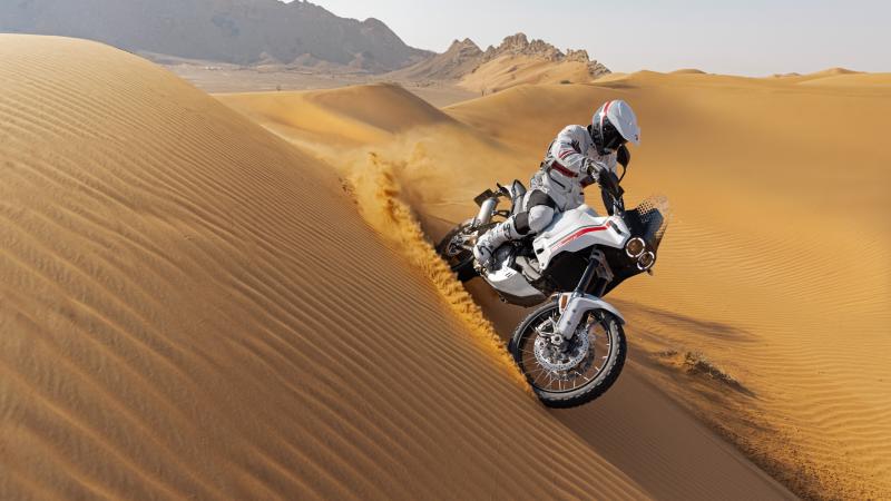Νέα Ducati Desert X 2022 νέα adventure μοτοσικλέτα