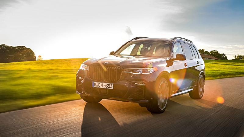 BMW X7 M50i