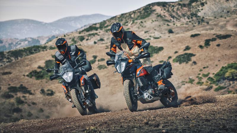 Νέα KTM 390 Adventure 2022 ανανεωμένη μοτοσυκλέτα