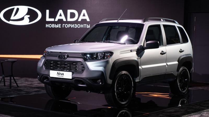 Lada Niva Travel Black