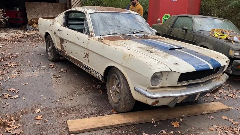 Ford Mustang Shelby GT350 185 Barn Find