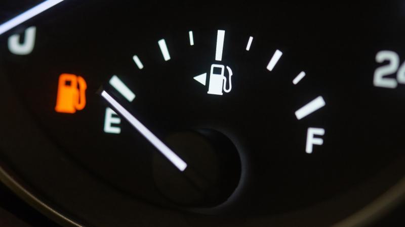 Gas gauge arrow 1