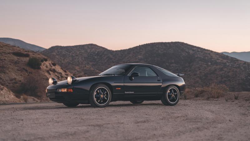 Porsche 928