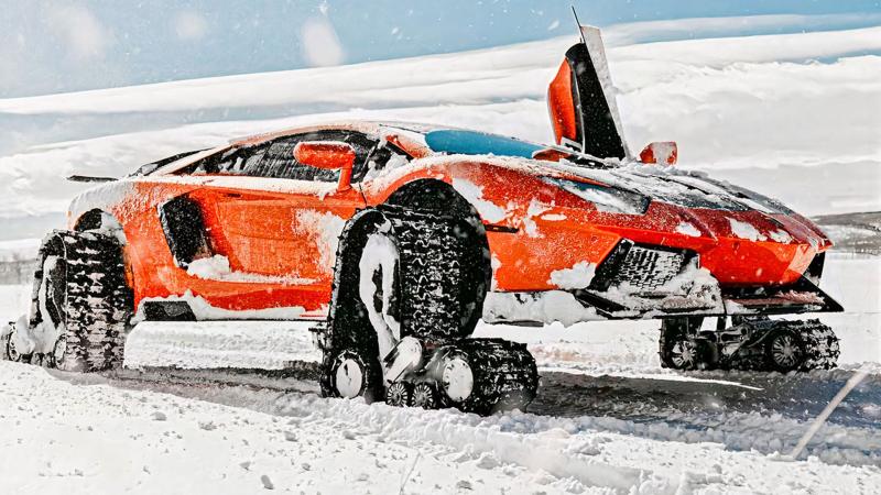 Lamborghini Aventador Snow