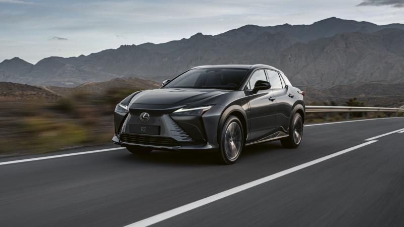 Lexus RZ 450e DIRECT4 1