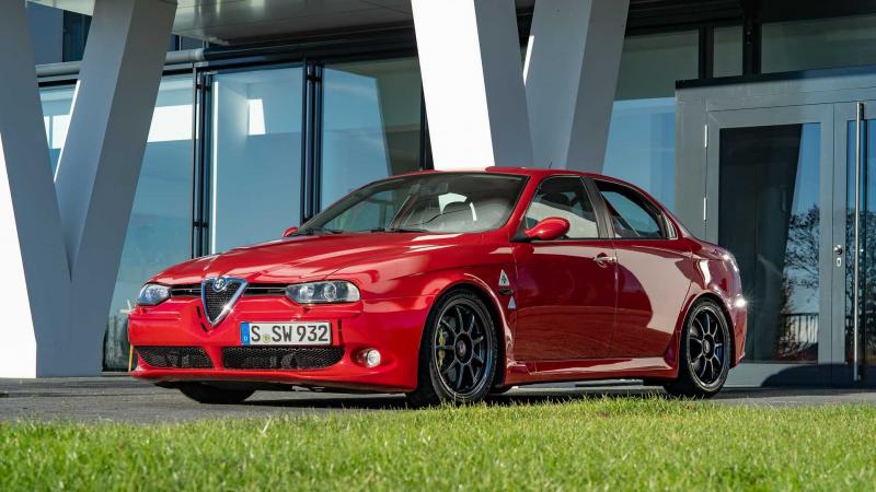 Η σπανιότερη Alfa Romeo. Alfa Romeo 156 GTAm 2022