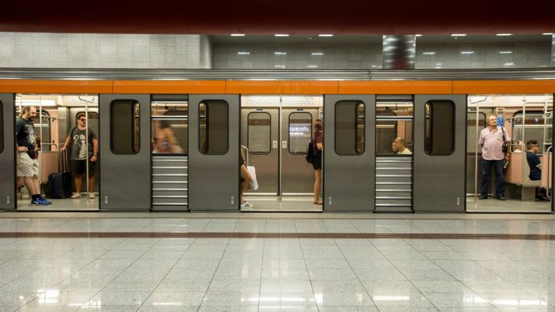 grammi 2 metro epektasi ilio