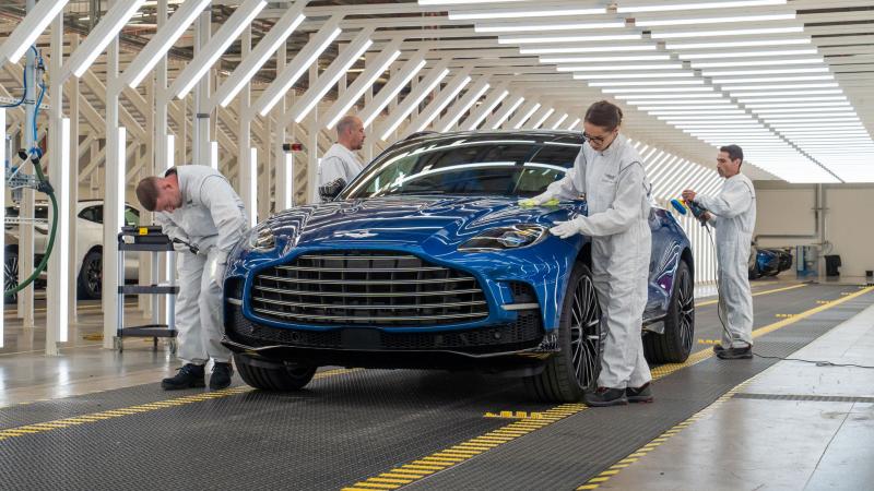 Aston Martin DBX707 St. Athan