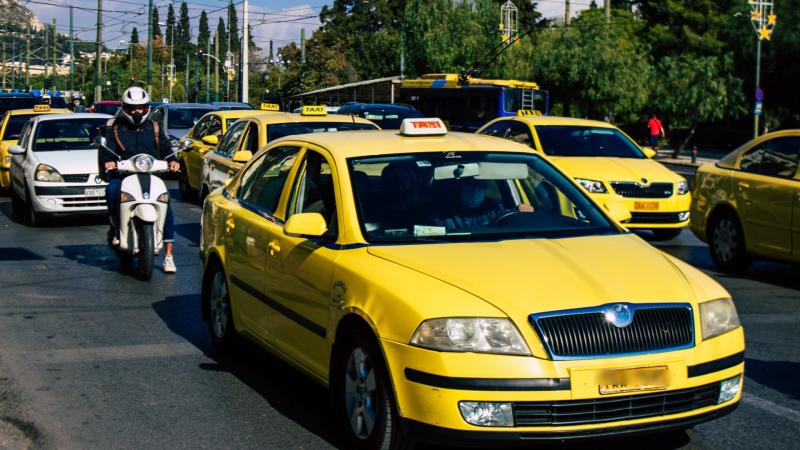 ηλεκτρικά ταξί αθήνα θεσσαλονίκη