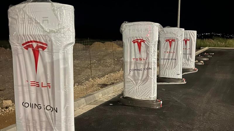 tesla fortistes atalanti ethniki odos