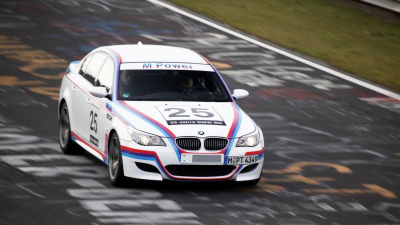 BMW M5 CSL