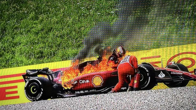 Φωτιά στο μονοθέσιο της Ferrari