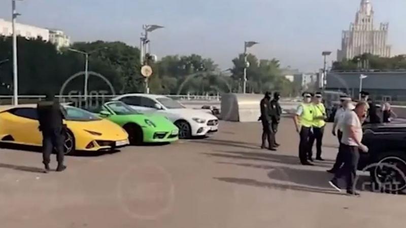 Cops Raid Rich and Successful Supercar Parade 1