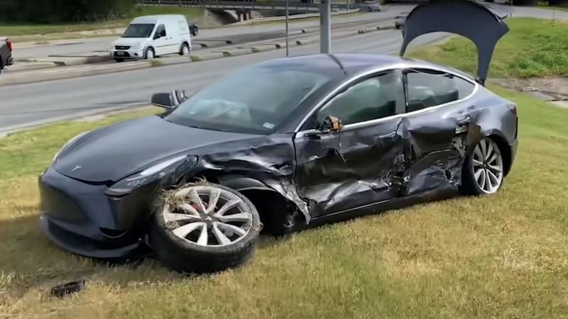 Tesla Model 3 Crash 1