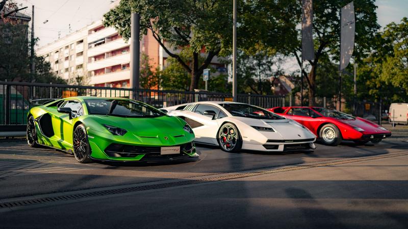 Lamborghini Aventador Countach