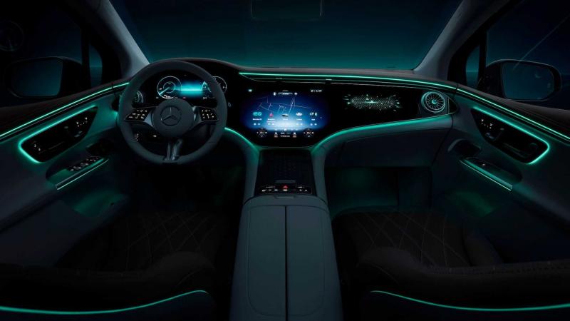 Mercedes-AMG EQE SUV interior