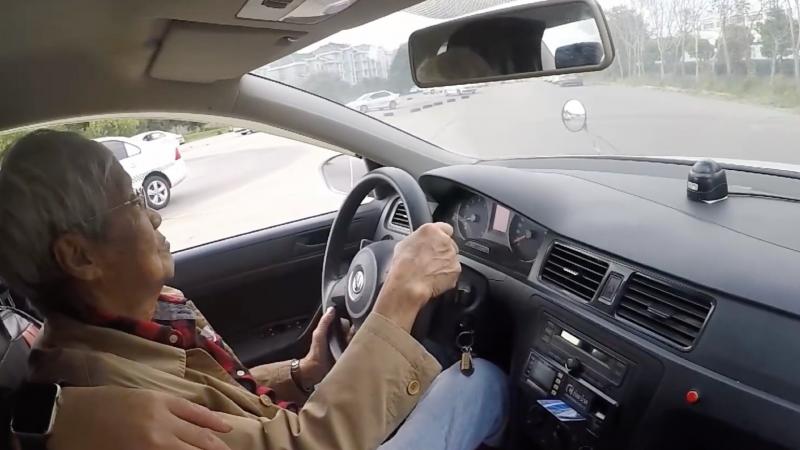 95χρονος οδηγός δίπλωμα οδήγησης
