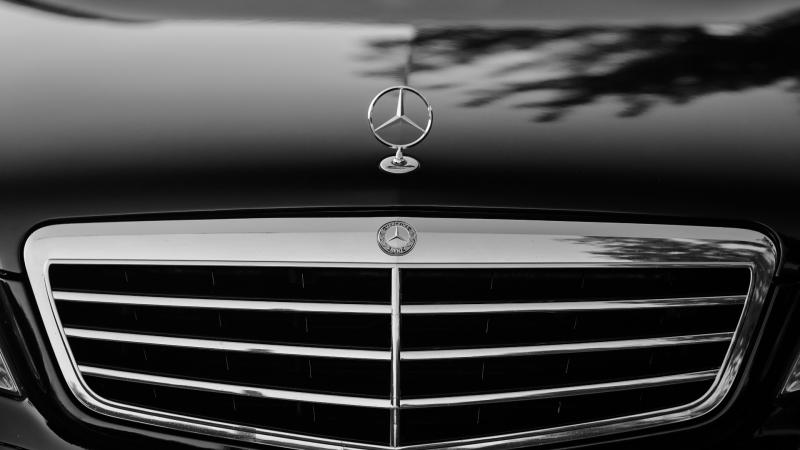 Mercedes Logo