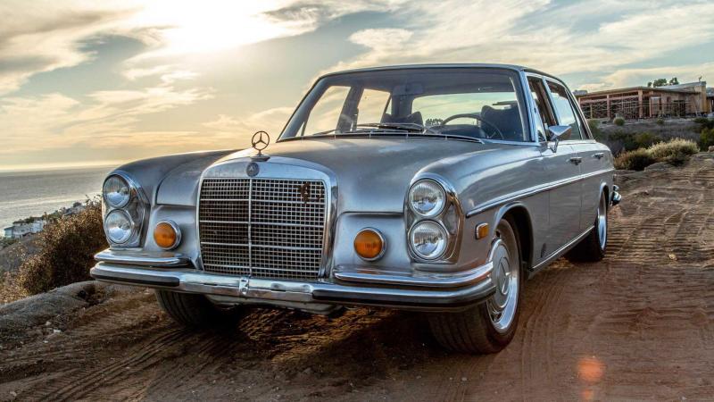 Icon Mercedes 300 SEL