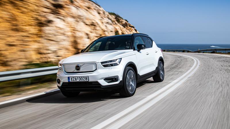 volvo xc40 recharge P6 dokimi
