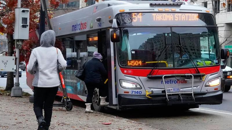 Washington Metro Bus 1