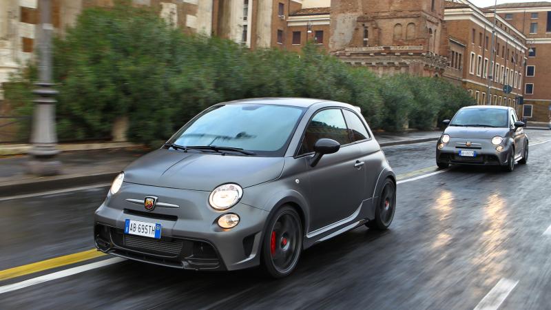 Abarth 695 biposto