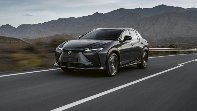 Lexus RZ 450e 1