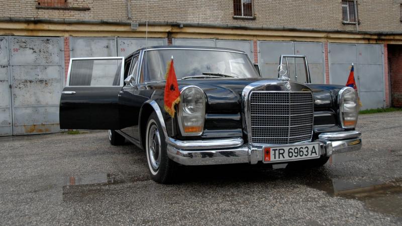 Mercedes-Benz 600 Pullman W100