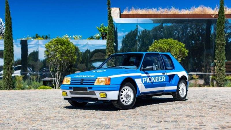 Peugeot 205 T16