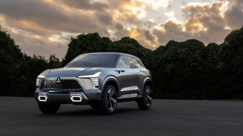 Mitsubishi XFC concept