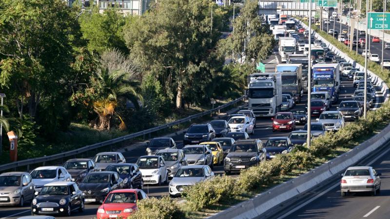 κίνηση στους δρόμους