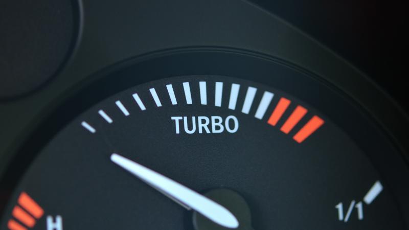 κινητήρας turbo